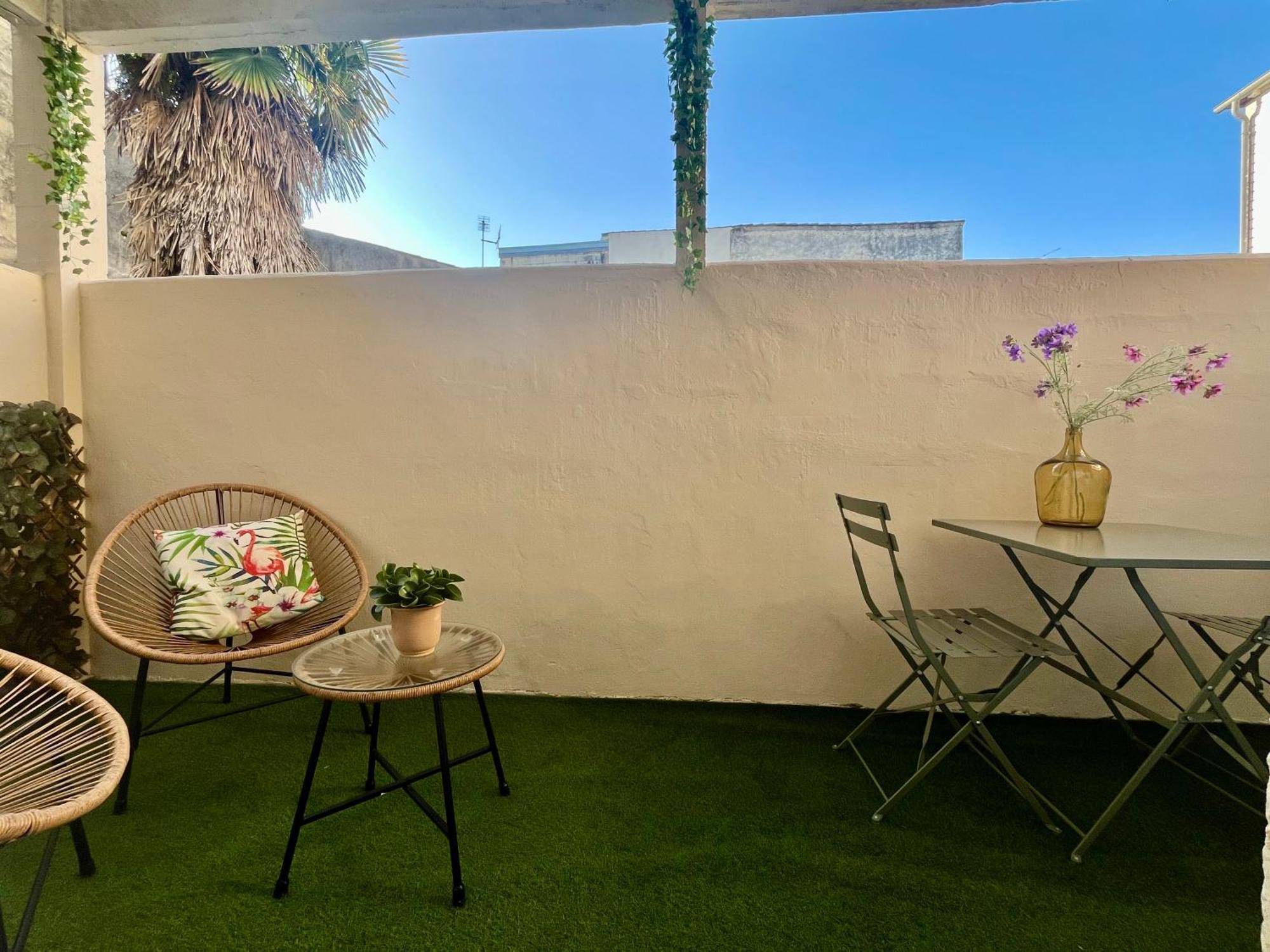 Escapade Vintage Avec Terrasse En Centre Historique Apartment La Rochelle  Ngoại thất bức ảnh