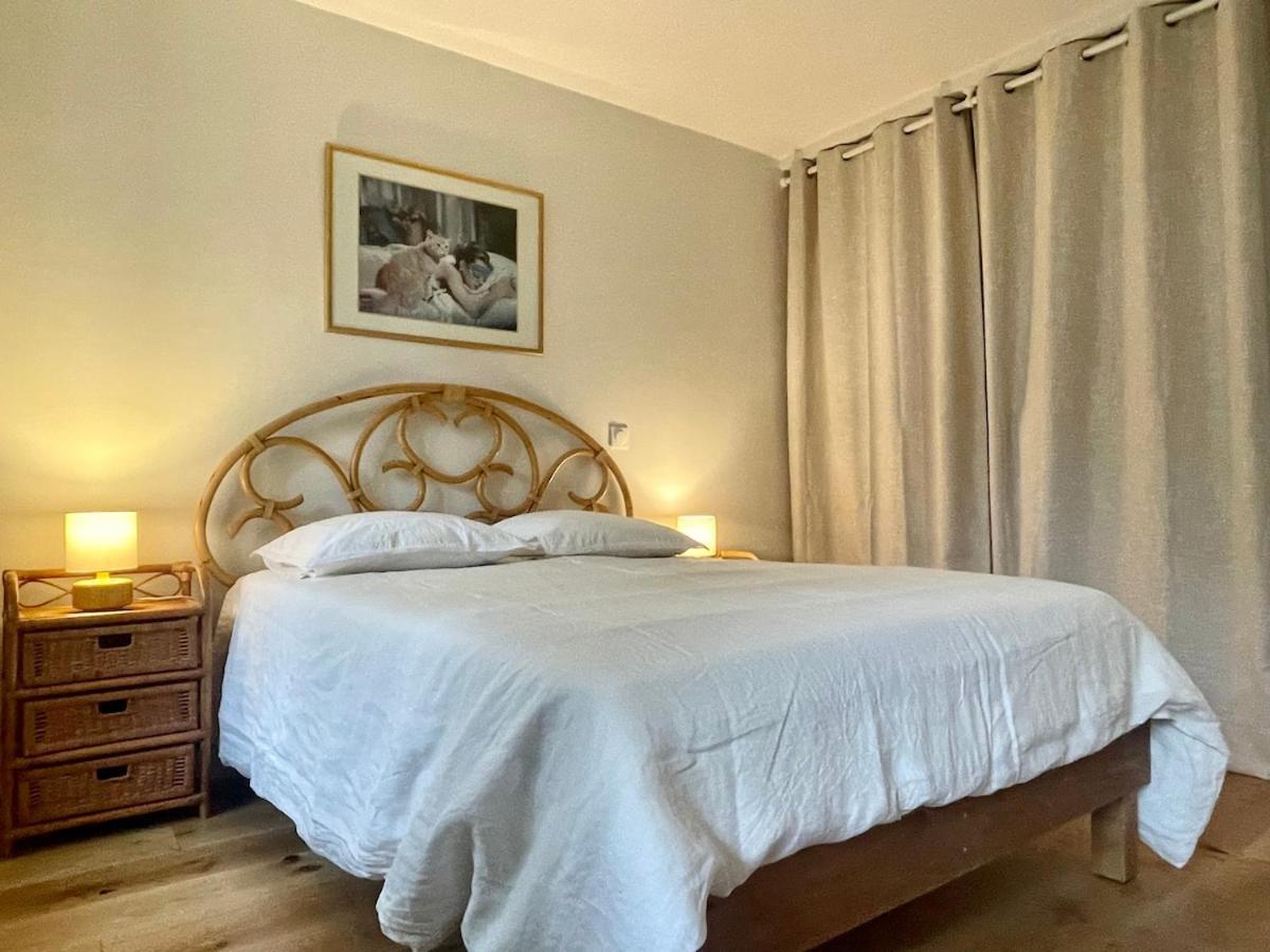 Escapade Vintage Avec Terrasse En Centre Historique Apartment La Rochelle  Ngoại thất bức ảnh